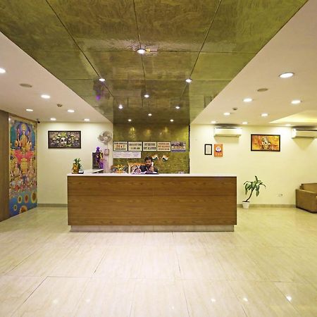 Hotel sweet inn New Delhi Exteriör bild