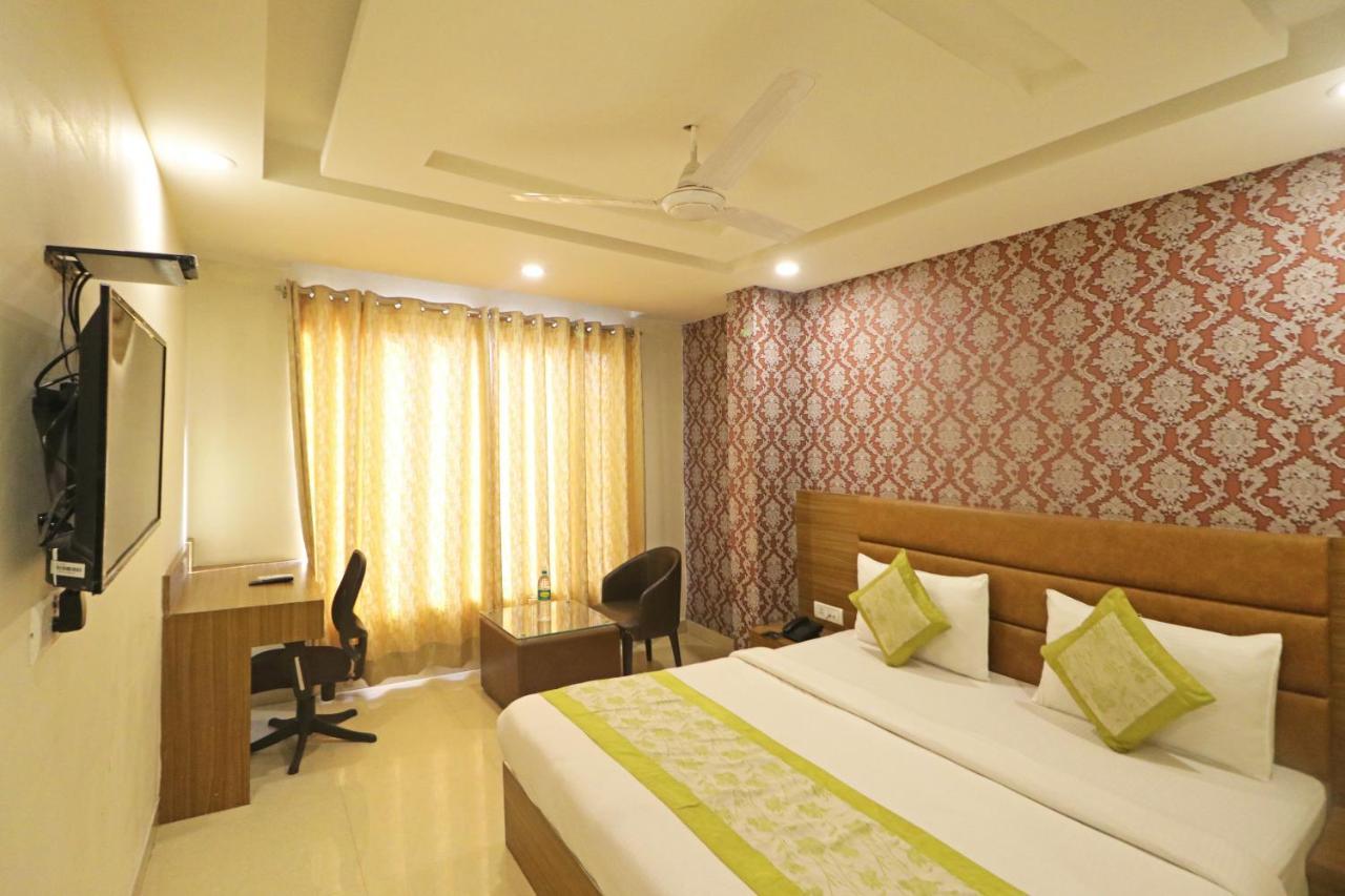 Hotel sweet inn New Delhi Exteriör bild