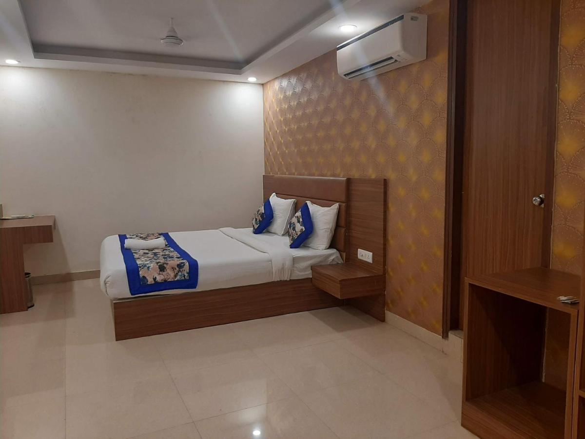 Hotel sweet inn New Delhi Exteriör bild