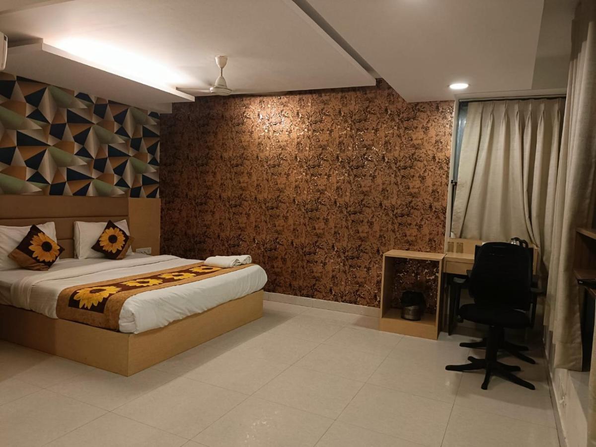 Hotel sweet inn New Delhi Exteriör bild