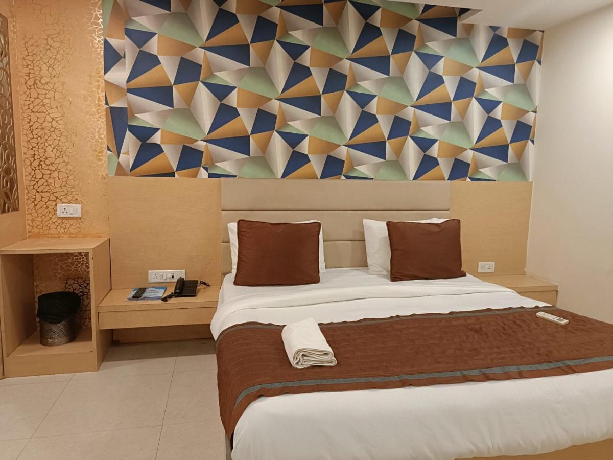 Hotel sweet inn New Delhi Exteriör bild