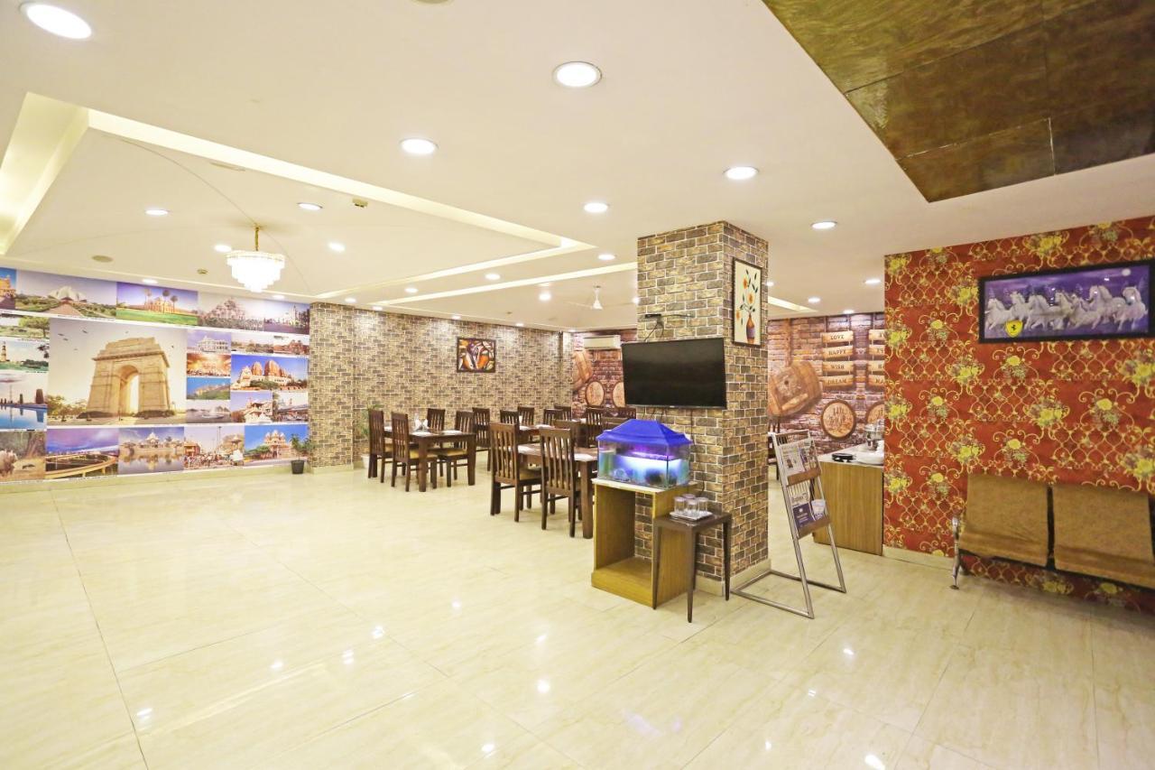 Hotel sweet inn New Delhi Exteriör bild