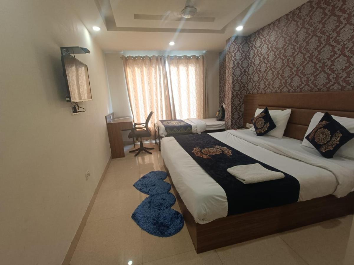 Hotel sweet inn New Delhi Exteriör bild