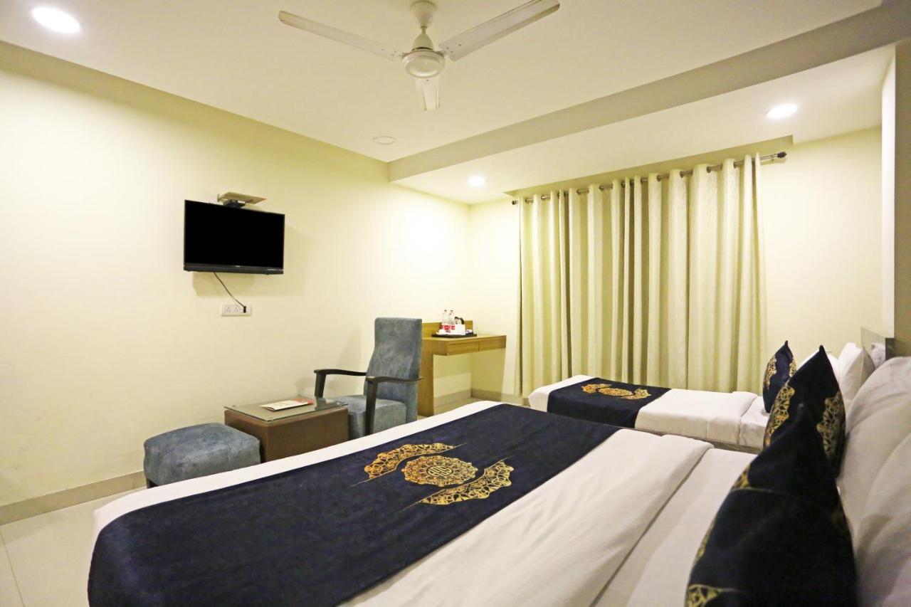 Hotel sweet inn New Delhi Exteriör bild