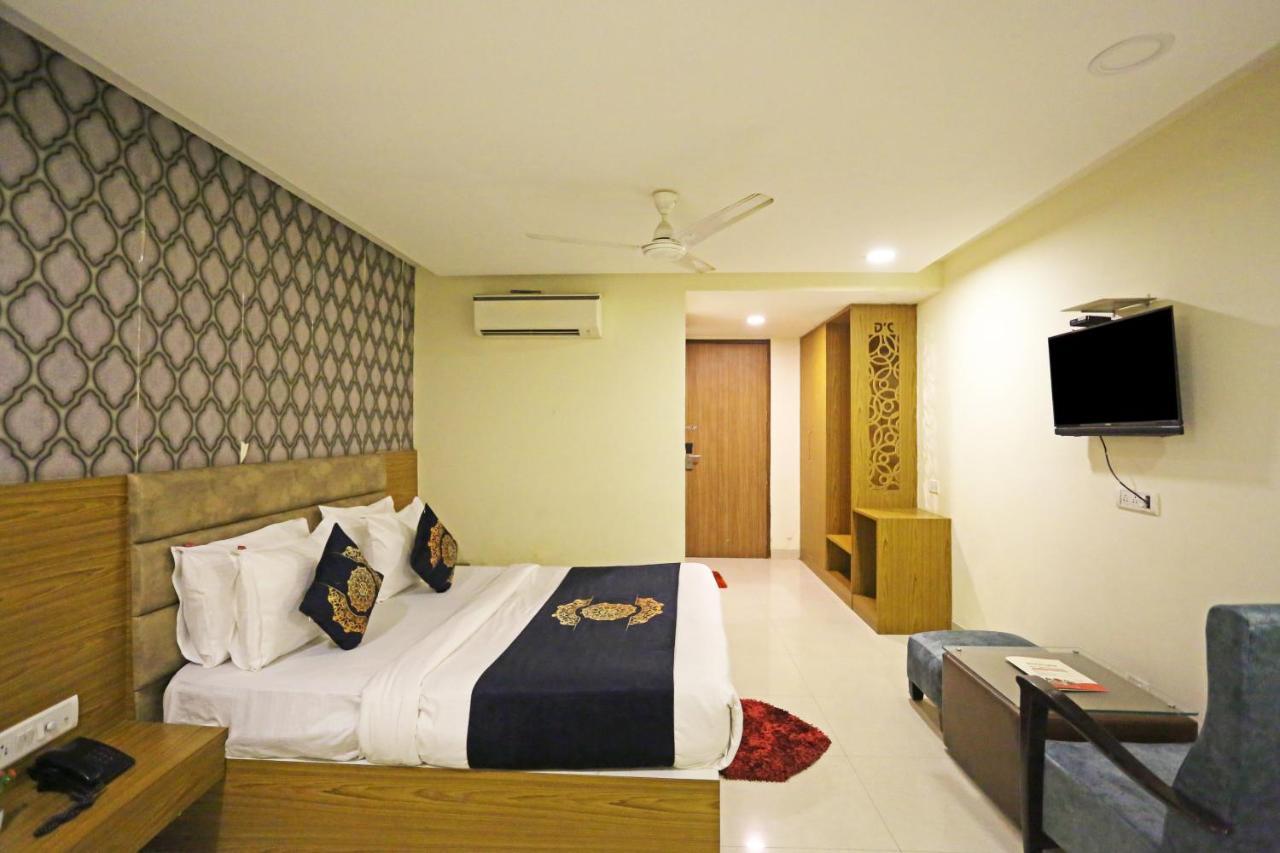 Hotel sweet inn New Delhi Exteriör bild
