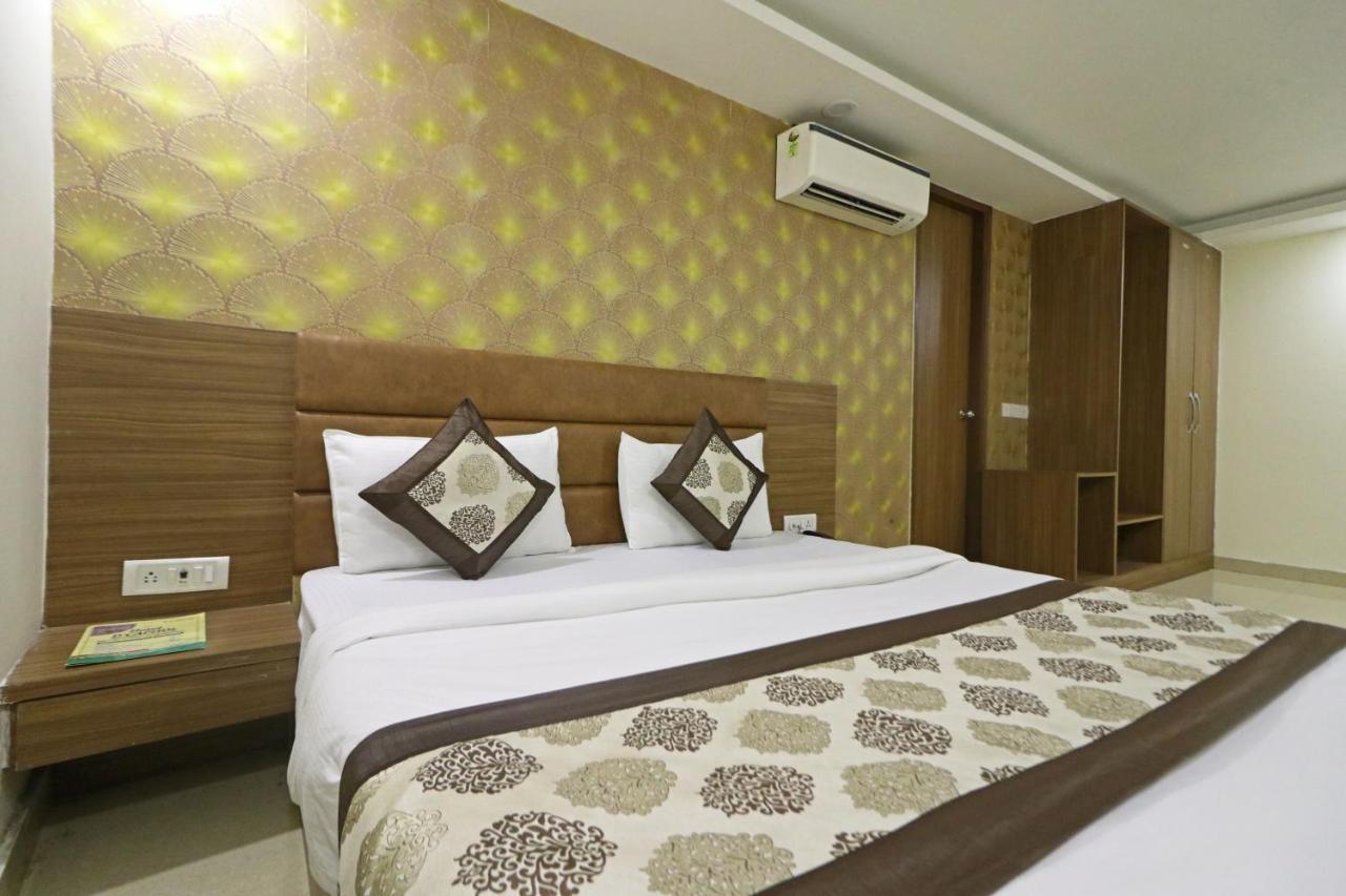 Hotel sweet inn New Delhi Exteriör bild