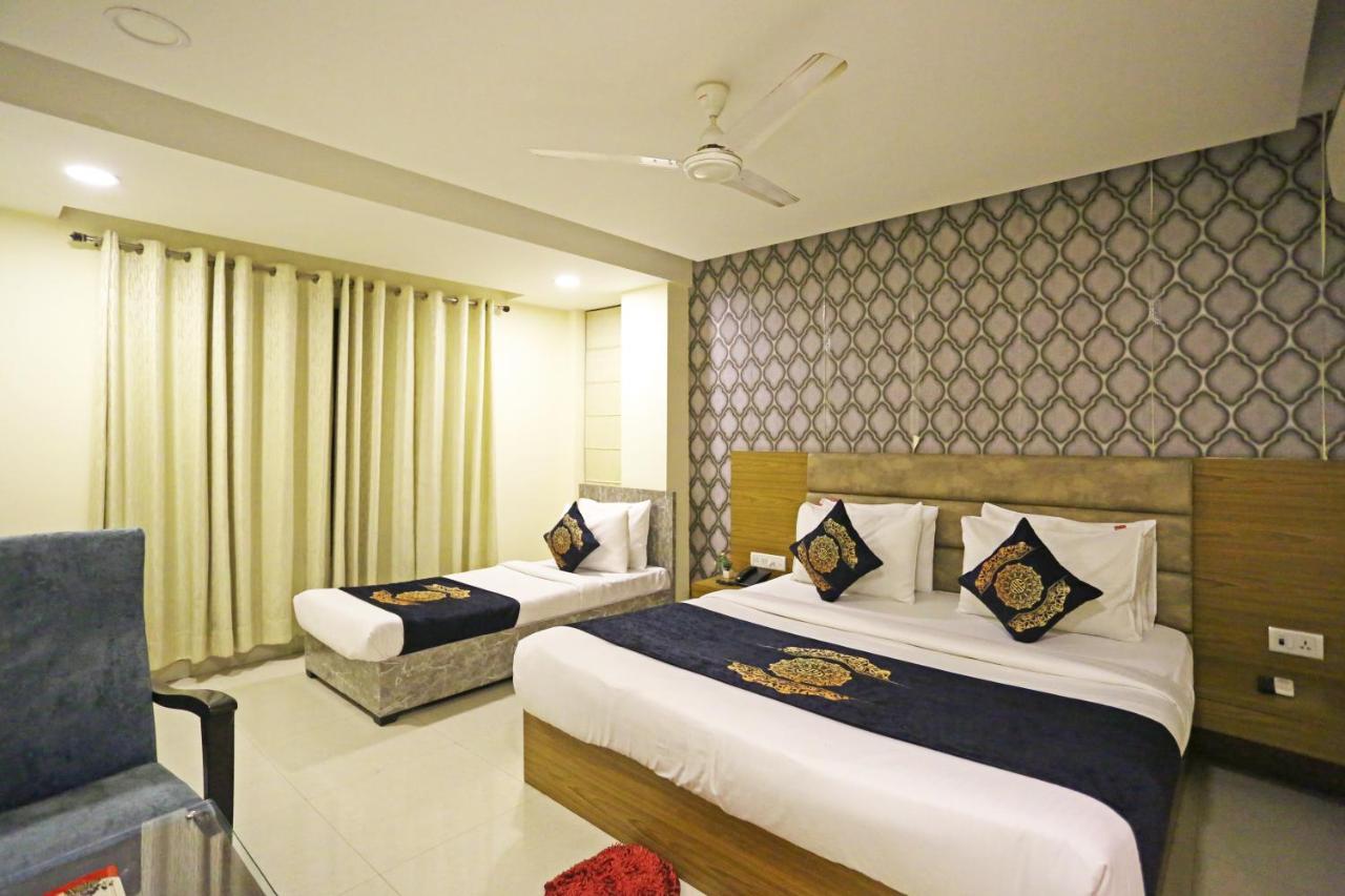 Hotel sweet inn New Delhi Exteriör bild
