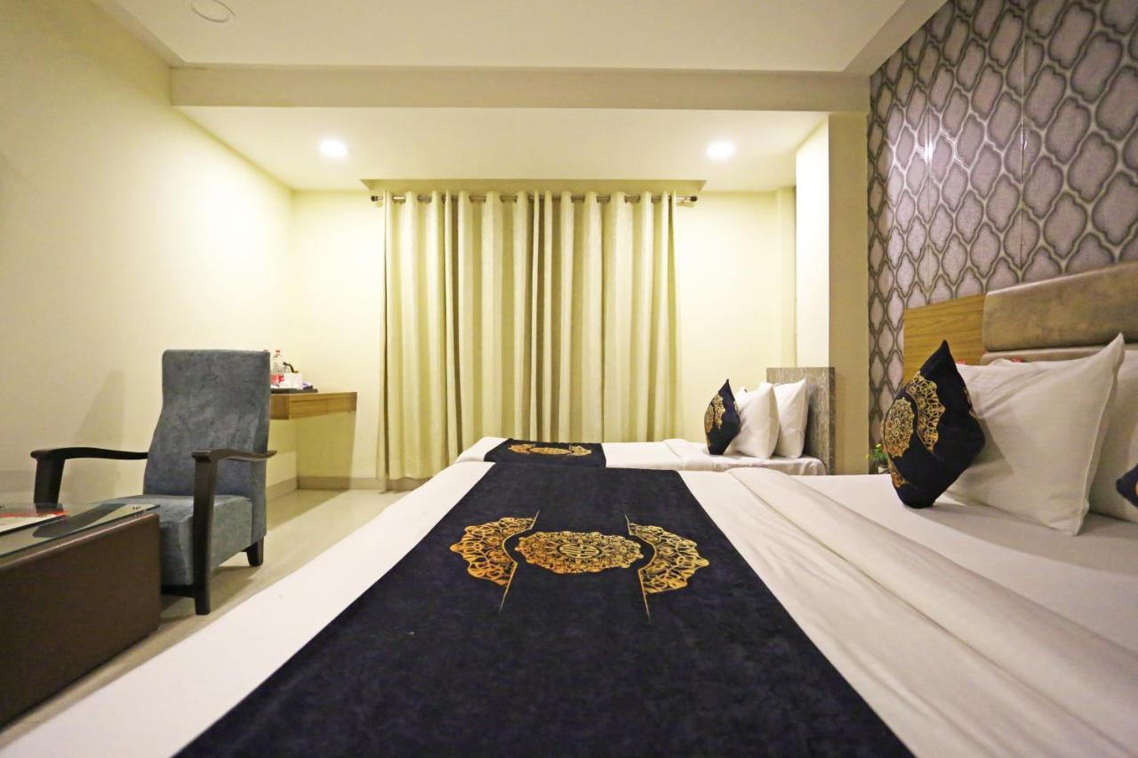 Hotel sweet inn New Delhi Exteriör bild